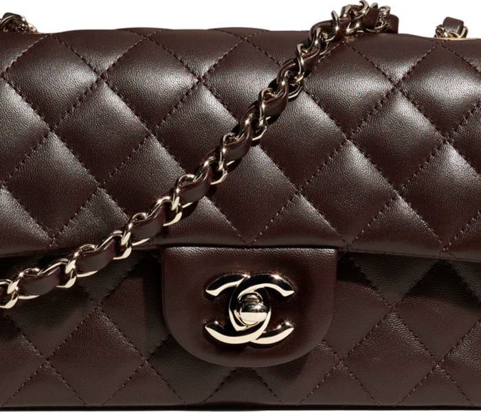 Где продать брендовую сумку Chanel, бывшую в употреблении?