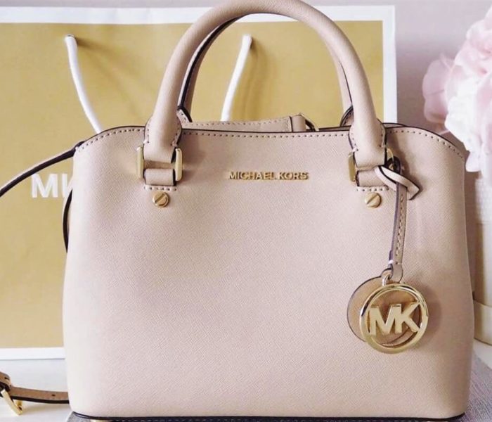 Продать сумку Michael Kors дорого и быстро – как это сделать?